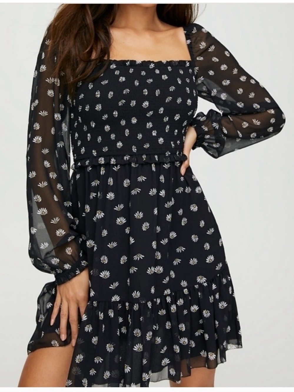 Wilfred Laken Mini Dress in Black Floral size S